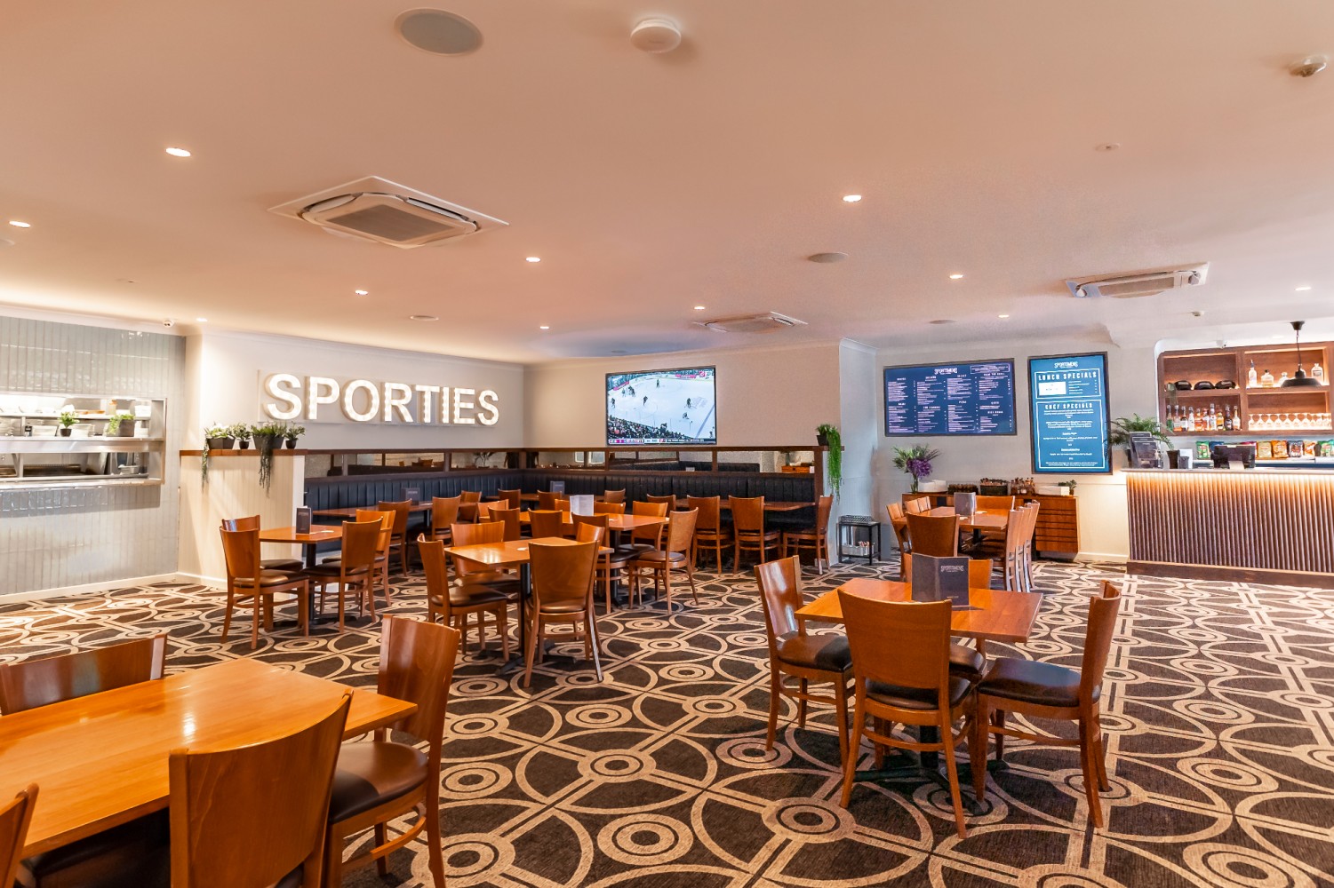 Sportsmen's Club Hotel photo 4