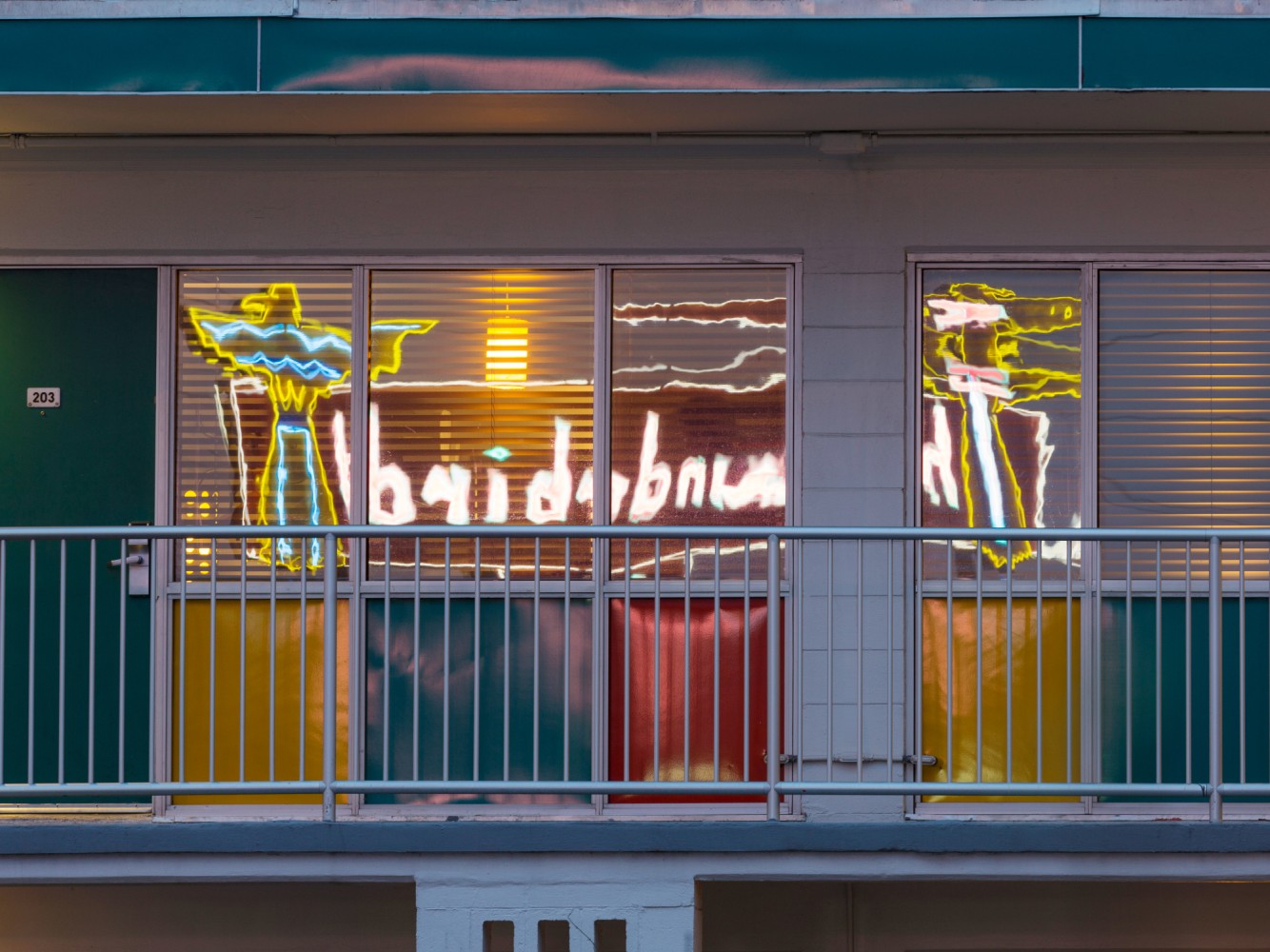 Thunderbird Inn photo 2